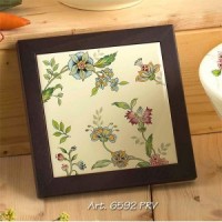 Подставка под горячее в деревянной. раме 19x19см